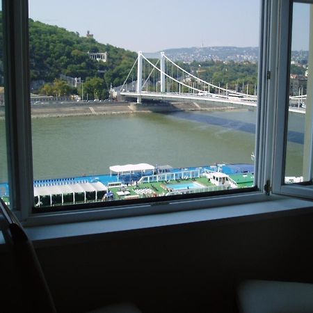 Apartament Danube View Budapeszt Zewnętrze zdjęcie